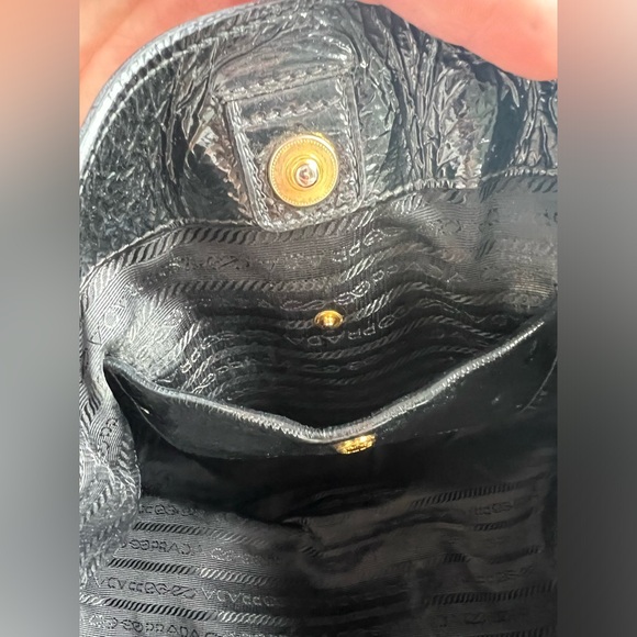 Authentic Vintage Prada Black Cervo Lux Leather Shine Tote bag - Picture 11 of 14